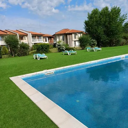 Lighthouse 3 Bedrooms F36 * Balchik